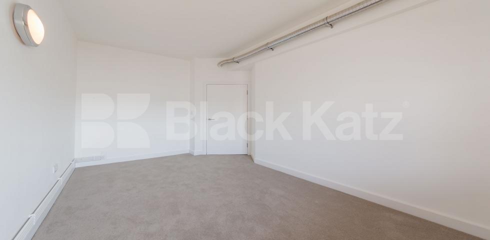 			NEW REBURBISHMENT, 3 Bedroom, 1 bath, 1 reception Apartment			 SPRINGFIELD HOUSE LOFTS-TYSSEN STREET, DALSTON E8